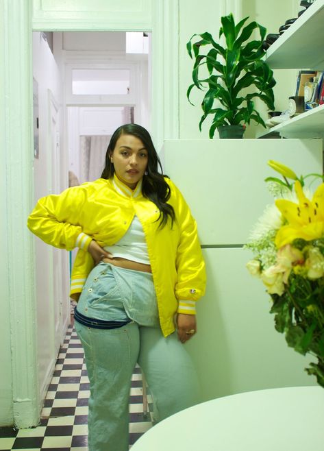 challenging ideals of beauty, body shape, and gender binaries with generation z - i-D Gen Z Style, Photo Advertising, Gen Z Fashion, Model Photoshop, Paloma Elsesser, Gender Binary, Ideal Beauty, Curvy Style, Generation Z