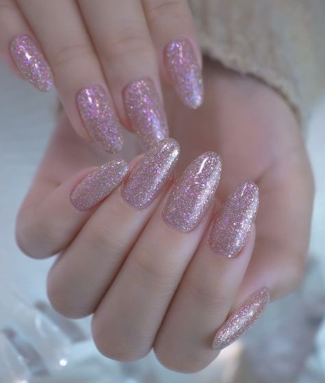 Pastel Sparkly Nails, Light Pink Nails Sparkle, Pale Pink Sparkle Nails, Baby Pink Nails With Glitter, Cute Sparkly Nails, Light Pink Sparkly Nails, Light Pink Nails With Glitter, Fancy Pink Nails, Glittery Pink Nails