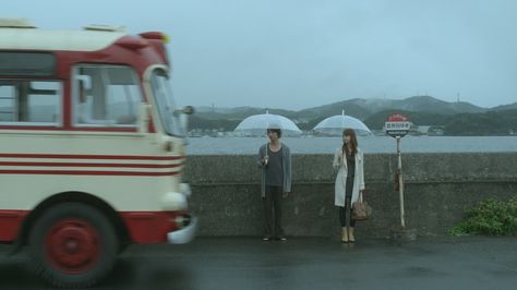 Tenshi no Koi : My rainy day My Rainy Days Movie, Rainy Movies, Toni Core, Bunch Of Daisies, Rainy Day Movies, Movies Stills, Cinema Colours, Movie Cinema, Film Cinema