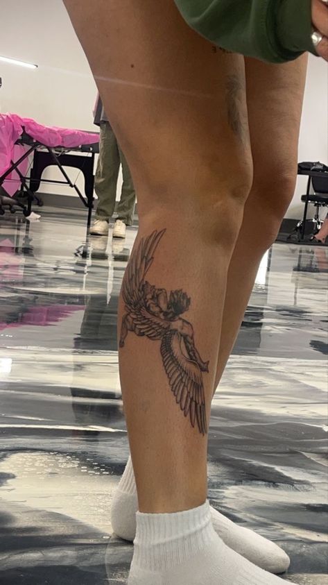 Calf Tattoos For Women, Icarus Tattoo, Greek Tattoos, Leg Tattoos Women, Śliczne Tatuaże, Knee Tattoo, Calf Tattoo, Tattoo Board, Discreet Tattoos