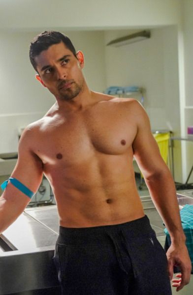 Nick Torres, Ncis Characters, Ncis Stars, Wilmer Valderrama, Scream 6, Muscular Men, Handsome Actors, Shirtless Men, Ncis