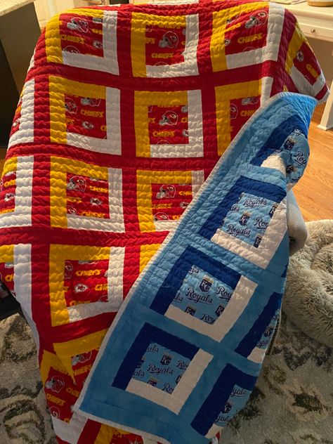 Kansas City Chiefs Quilt, Chiefs Quilt, College Quilts, Kansas City Chiefs Craft, Chiefs Crafts, Football Quilt, Boys Quilt Patterns, Sports Quilts, Fun Watch