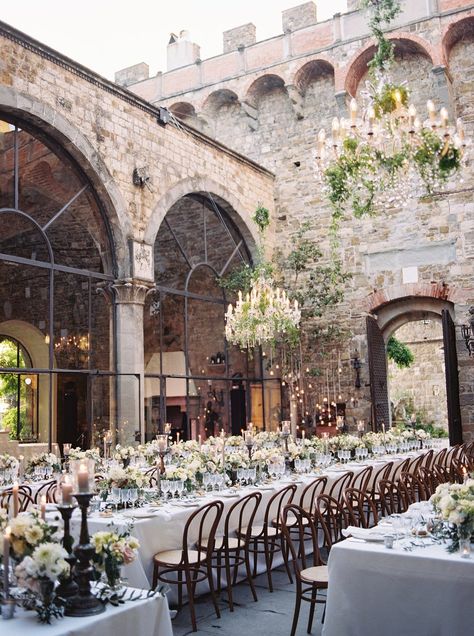 5 of the Best Wedding Venues in the Fairytale City of Florence — Luxury Weddings UK Dream Wedding Venues, Future Wedding Plans, Salou, Desi Wedding, Castle Wedding, Wedding Mood Board, Wedding Goals, Wedding Mood, Italian Wedding