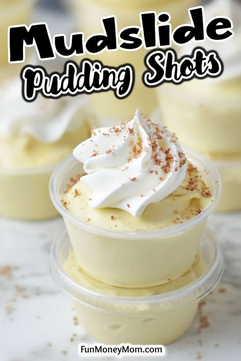 Liquor Pudding Shots, Pudding Shots With Cheesecake Pudding, Vanilla Pudding Shots Recipes, Pudding Shots With Vanilla Pudding, Easter Pudding Shots, New Years Pudding Shots, Mudslide Pudding Shots, Alcohol Pudding Shots, How To Make Pudding Shots