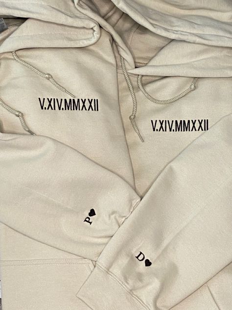 #romannumeralsweatshirt #pinterestweddings #weddinggiftidea #Bridalshowergift #giftforbride #giftforgroom #customaniversaryshirt #anniversarydateshirt Roman Numeral Embroidery, Diy Hoodie For Boyfriend, Hoodie Couple, Roman Numerals Dates, Trendy Embroidery, Valentine Gifts For Kids, Couples Sweatshirts, Embroidery Sweatshirt, Couple Matching