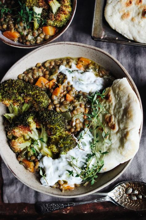 Broccoli Steaks, Spinach Lentil, Seasonal Vegan Recipes, Broccoli Spinach, Vegetarian Stew, Christmas Meals, Festive Recipes, Veggie Dinner, Lentil Stew