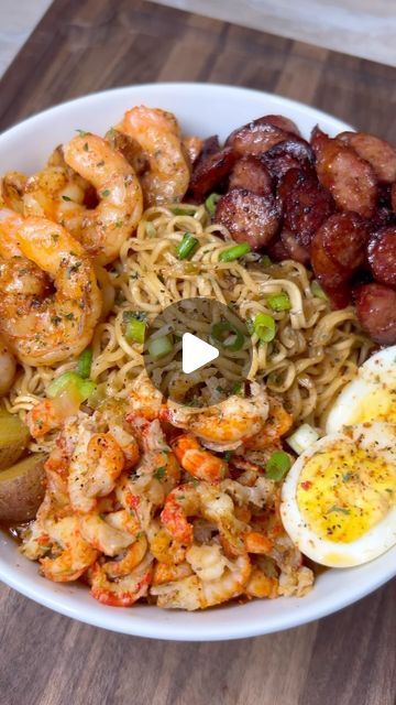 Cajun Seafood Ramen, Cajun Ramen Noodles, Seafood Ramen Noodle Recipes, Cajun Ramen, Seafood Sausage, Sausage Noodles, Seafood Ramen, Seafood Dinners, Food Reels