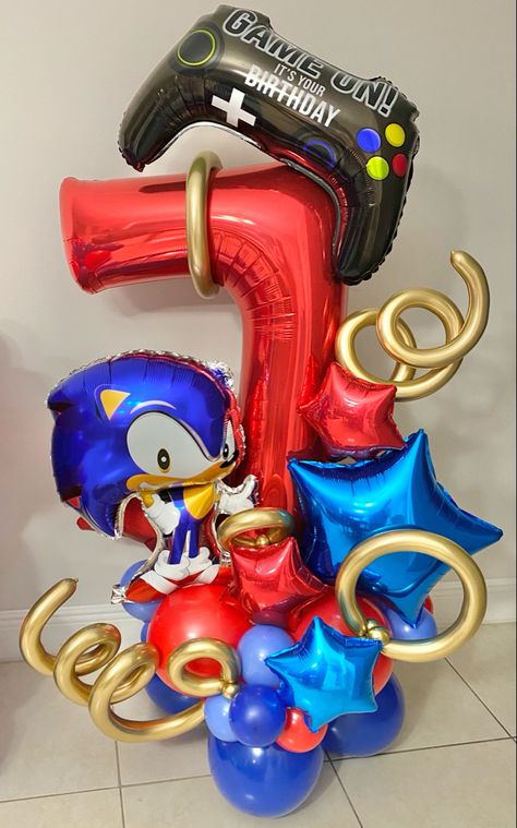 Sonic Balloons, Balloons Bouquet, Sonic Birthday Parties, Its A Boy Balloons, Sonic Birthday, Sonic 3, Birthday Balloon Decorations, Balloon Centerpieces, Balloon Art