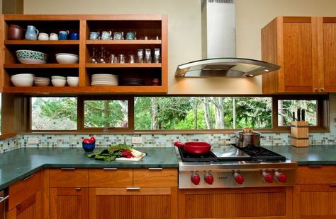 A Fresh Perspective: Window Backsplash Ideas And The Designs Around Them Sink Cupboard, 1950s Kitchen Remodel, Narrow Kitchen Remodel, Dapur Rustic, Kitchen Remodel Checklist, Condo Kitchen Remodel, Vintage Kitchen Remodel, Ranch Kitchen Remodel, Mid Century Kitchen Remodel