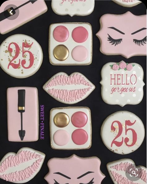 Beauty Cookies, Box Dulce, Sweet Makeup, Decorative Cookies, Iced Sugar Cookies, Make Up Cake, Cookie House, Spa Ideas, Cookie Business