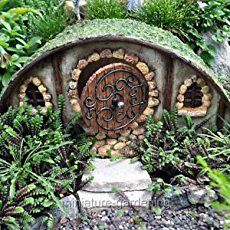 Miniature Fairy Garden Diy, Fairy Garden Design Ideas, Fairy Garden Designs, Fairy Furniture, Faeries Gardens, Clay Fairies, Hobbit House, Gnome House, Fairy Garden Houses