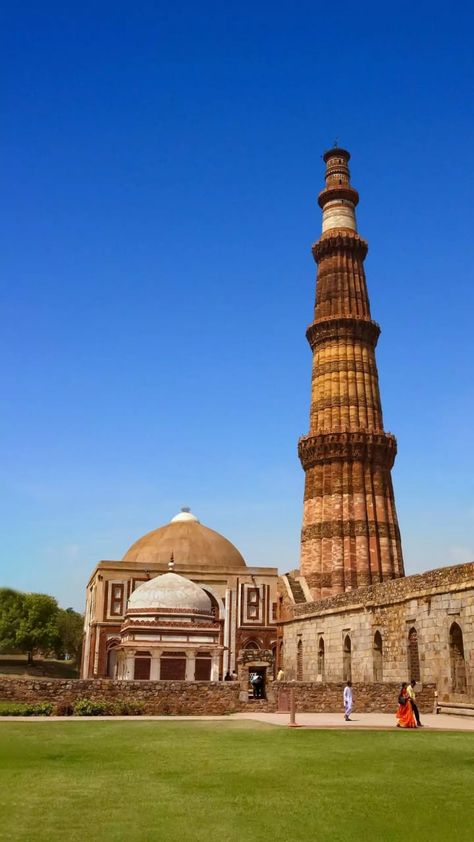 Abdul Rauf, Indian Tourism, Lock Screen Photo, Sketching Reference, Beautiful Views Nature, Qutub Minar, Delhi City, Perspective Photos, Views Nature