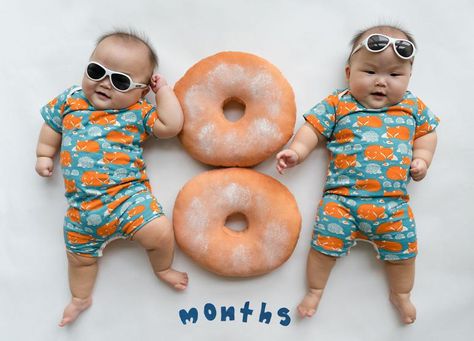 Meet Leia and Lauren: two eight-month-old twins from Singapore who have been taking Instagram by storm with their cute outfits and adorable smiles. Twin Girl Names Unique, Unique Twin Names, Momo Twins, Twin Girl Names, Getting Pregnant With Twins, Baby Twins, Preemie Babies, Cute Twins