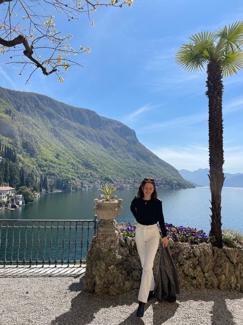 Italy Outfits Fall, Italy Outfits Spring, Milan Outfits, Milan Italy Travel, Lake Outfit, Bergamo Italy, Fits Aesthetic, Lake Como Italy, Europe Photos