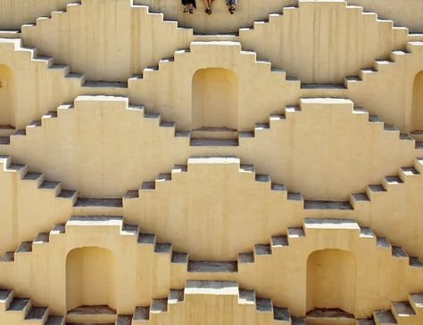 India Diaries on Instagram: “Like embroidery.  Pic Credits-@brishtibiswas  #stepwell #jaipur #pinkcity #jaipurdiaries #jaipurcity #symmetry #architecture #rajasthan…” Stepwell Architecture, Jaipur Architecture, Rajasthan Architecture, Symmetry Architecture, Toxic Parents, Urban Architecture, Cultural Center, Udaipur, Architecture Fashion