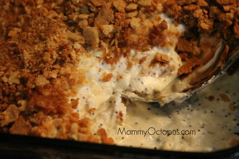 Keto Poppyseed Chicken, Low Carb Poppy Seed Chicken, Trim Healthy Mama Chicken Recipes, Hubby Lovin Chicken Thm, Thm Chicken Recipes, Thm Dinner Recipes, Thm Casserole, Poppyseed Chicken, Poppy Seed Chicken Casserole