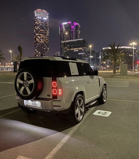 Defender Interior, Land Rover Defender Interior, Range Rover Defender, New Land Rover Defender, Luxury Cars Range Rover, Slammed Cars, Defender 130, New Defender, Dream Cars Jeep