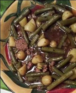 eintopf Green Bean Stew, Green Bean Soup, Green Beans Soup, Austrian Recipes, One Pot Meal, Bean Soup Recipes, German Girl, Food Writing, European Food