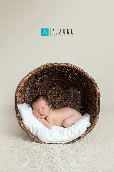 Diy Newborn Photography, Newborn Photography Outfit, Baby Boy Newborn Pictures, Baby Boy Newborn Photography, Heart Kids, Foto Newborn, Newborn Photography Boy, Baby Pictures Newborn, Baby Photoshoot Boy