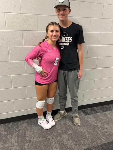 Baseball And Volleyball Couples, Volleyball And Soccer Couples, Soccer And Volleyball Couple, Football And Volleyball Couple, Volleyball Couple Goals, Volleyball Girlfriend, Volleyball Couple, Volleyball Boyfriend, Sport Couples