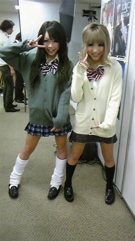 Kogal Fashion, American Sweetheart, School Uniform Fashion, 일본 패션, Gyaru Fashion, Uniform Fashion, School Uniforms, Japanese Street Fashion, J Fashion