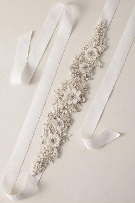 New View A.B. Ellie Victorina Sash Bhldn Accessories, Blue Pearl Earrings, Bridal Belts, Motifs Perler, Wedding Dress Belt, Anthropologie Wedding, Wedding Bridesmaid Jewelry, Pearl Bridal Jewelry, Bridal Sash