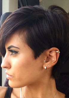 Short Hairstyles and Haircuts for Short Hair in 2017 — TheRightHairstyles Trendy We Fryzurach, Brunette Pixie, Hair 50, Thick Coarse Hair, Thick Hair Cuts, Thick Wavy Hair, Long Pixie Cuts, Long Brunette, Pixie Haircut For Thick Hair