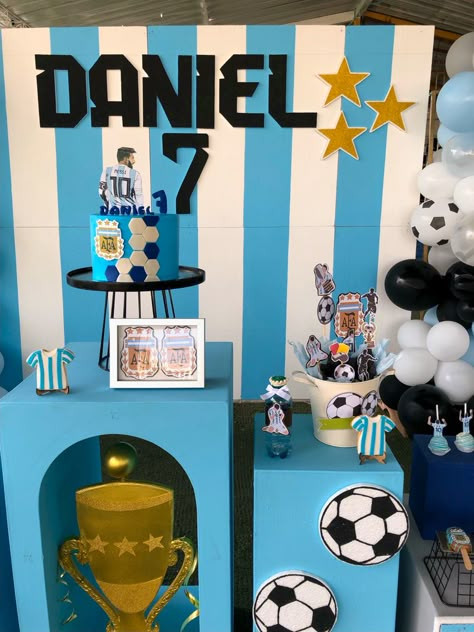 Messi Birthday Party Ideas Argentina, Messi Birthday Party Ideas, Messi Birthday, Argentina World Cup, Messi Soccer, Birthday Party Decorations Diy, Soccer Birthday, Messi And Ronaldo, Soccer Party