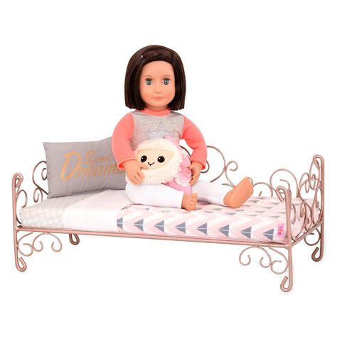 American Girl Doll Sets, Fancy Bedroom, Christmas Toilet Paper, My Christmas Wish List, Doll Pictures, Mattress Bed, Popular Kids Toys, Kids Toys For Boys, Bed Spread