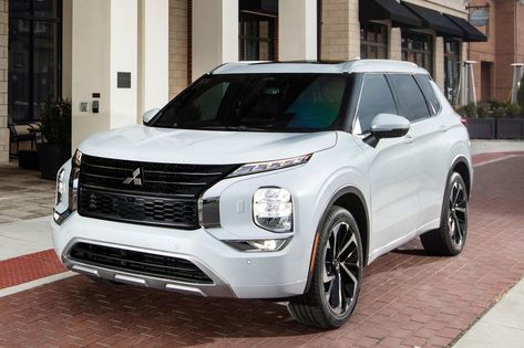 Mitsubishi Sales Are Through The Roof This Year. All those new models are getting customers in the showrooms. Mitsubishi Outlander 2022, Outlander Car, L200 4x4, Mitsubishi Outlander Sport, Outlander Sport, Mitsubishi Motors, X Trail, Nissan Rogue, Mitsubishi Outlander