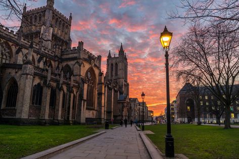 Uni Vibes, Bristol Cathedral, Liverpool Cathedral, Bristol City, Uk Music, Bristol Uk, Uk London, Cardiff, City Hall