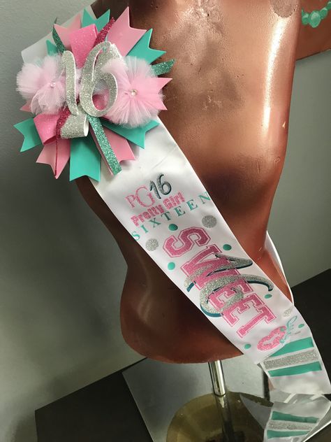 Combining a pin with a sash gives your perfect occasion the ultimate wow factor. Each pin and sash is customized to you theme and color scheme. LETS GET CREATIVE! Birthday Pin Ideas, Birthday Sash Ideas, Diy Birthday Sash, Sash Ideas, Birthday Things, Custom Sash, Birthday Sash, Birthday Pins, Birthday List