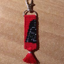 Star Wars Bracelet Pattern, Star Wars Friendship Bracelet, Star Wars Embroidery, Seed Bead Jewelry Tutorials, Alpha Bracelets, Star Wars Jewelry, Star Wars Crafts, Star Wars Diy, String Bracelets