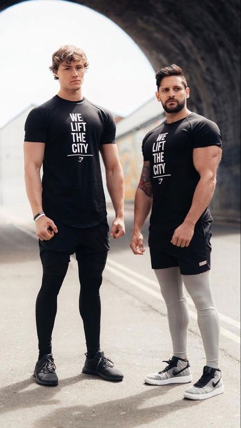 Gym For Men, Gymshark Men, Volleyball Workouts, Gym Outfit Men, Go To The Gym, Birmingham City, Muscle Training, Mens Fashion Classy, Mens Workout Clothes