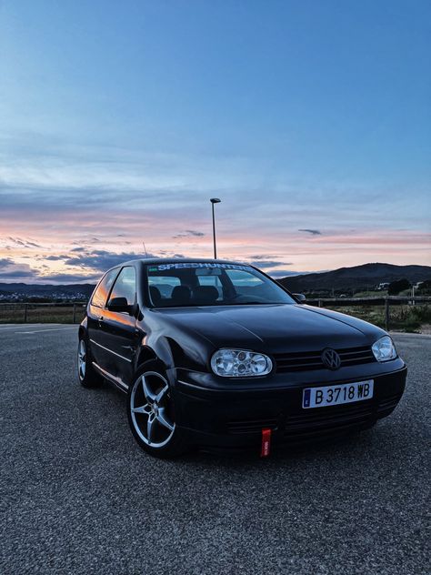 Vw Golf Aesthetic, Golf 4 Wallpaper, Mk4 Gti, Mk4 Golf, Vw Golf Mk4, Golf Mk4, Golf 4, Golf 7, Vw Cars