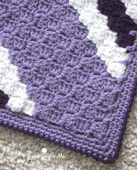 Pretty Purple Stripes! I’ve been working on this blanket for awhile now. It was my back burner project that I would pick up here and there and take with me when I needed something simple and mindless to stitch. I decided it was finally time to finish this WIP (work in progress) and share with … Crochet Challenge, Hekel Patrone, Crochet Edging Pattern, Crochet Blanket Border, Crochet C2c Pattern, C2c Blanket, Zig Zag Crochet, C2c Crochet Pattern Free, Crochet Blanket Edging