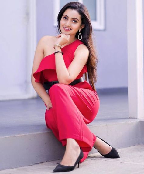 Deepika Pilli, 15 April, Tiktok Star, Desi Models, Fashion Content, Video Creator, Beautiful Smile Women, Social Media Influencer, Fashion Models