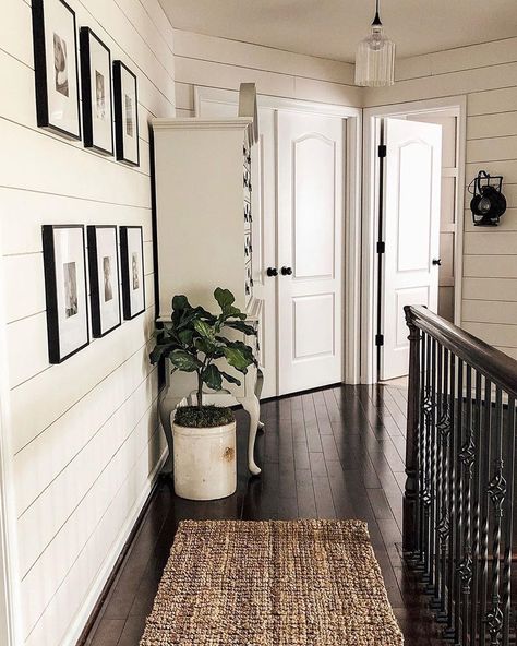 A hallway can be one of the trickiest spots to decorate. However, I think that Chrystal (@1728cedarhedge) knocked her hallway refresh out… Hallway Refresh, Hallway Makeover, Narrow Hallway Decorating, Farmhouse Entryway, Modern Farmhouse Home Decor, Upstairs Hallway, Kitchen Decorating, Furniture Makeovers, Farmhouse Homes