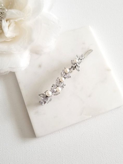 Real Pearl Hair Clip, Wedding Hair Accessory, CZ Bridal Hair Clip, CZ Freshwater Pearl Wedding Bobby Pin Pearl Hair Clip Wedding, Clip Wedding Hair, Pearl Hair Pin Wedding, Hair Clip Wedding, Silver Hair Clip, Wedding Barrettes, Bridal Hair Clip, Wedding Hair Clips, Pearl Hair Clip