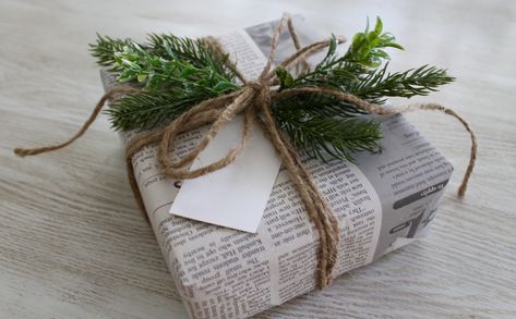 Instead of throwing out the newspaper why not use it for wrapping up a gift? This mock-up took less than 10 minutes. Beside an old newspaper; I used twine and green fern picks. This timeless idea would be great for any occasion, not just the Holiday Season. Christmas Wrapping Newspaper, Gift Wrapping Newspaper, Newspaper Wrapped Gifts, Newspaper Gift Wrap, Newspaper Wrapping Ideas, Newspaper Christmas Wrapping, Newspaper Gift Wrapping Ideas, Newspaper Gift Wrapping, Newspaper Wrapping