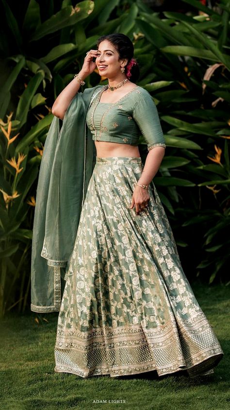 banarasi lehenga| banarasi lehenga blouse design| banarasi lehenga dupatta draping style| banarasi lehenga bridal| banarasi lehenga look| banarasi lehenga designs| banarasi lehenga red| banarasi lehenga blouse designs latest| banarasi lehenga green| banarasi silk lehenga| bridal banarasi lehenga| bridal banarasi lehenga collection| silk lehenga banarasi bridal| wedding banarasi lehenga| banarasi lehenga look for wedding| silk banarasi lehenga Cocktail Lehenga, Indian Wedding Sangeet, Kerala Engagement Dress, Lehenga Designs Latest, Marriage Clothes, Reception Cocktail, Lehenga Red, Lehenga Designs Simple, Party Wear Lehenga Choli