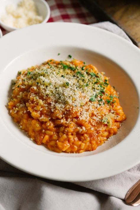 Dinner Party Rice Recipes, Risotto With Vegetables, Authentic Italian Risotto Recipes, Creamy Tomato Risotto, High Protein Risotto, Rice Recipes Italian, Italian Risotto Recipes, Rositto Recipes, Spanish Risotto