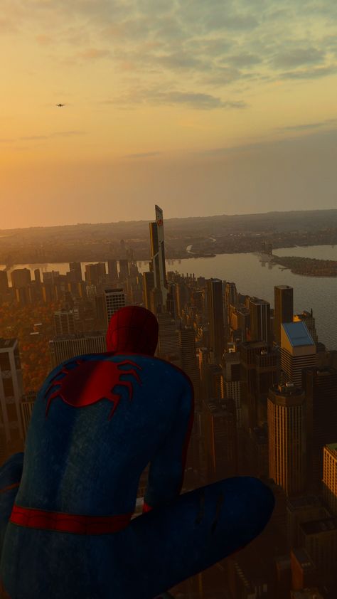 New York Spiderman Wallpaper, Spiderman Wallpaper, Man Aesthetic, New Actors, Marvel Wallpaper, Spider Verse, Peter Parker, Marvel Art, Marvel Comics