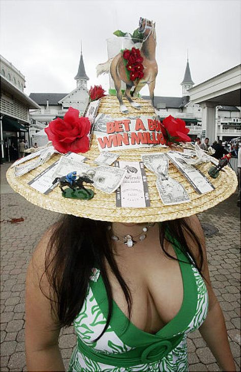 Kentucky Derby Hats Diy Funny, Crazy Kentucky Derby Hats, Kentucky Derby Hats Diy Ideas, Diy Kentucky Derby Hat, Kentucky Derby Party Hats, Derby Hats Diy Ideas, Kentucky Derby Hats Diy, Derby Hats Diy, Kentucky Derby Themed Party