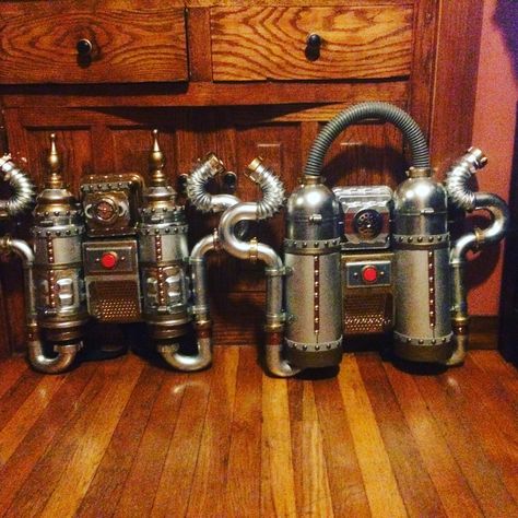 Diy jetpack jet pack retroscifi retro astronaut Rocket Backpack Diy Jet Packs, Jet Pack Costume, Retro Astronaut, Diy Jet Pack, Jet Pack, Rocket Backpack, Family Props, Addams Family Musical, Carnaval Outfit