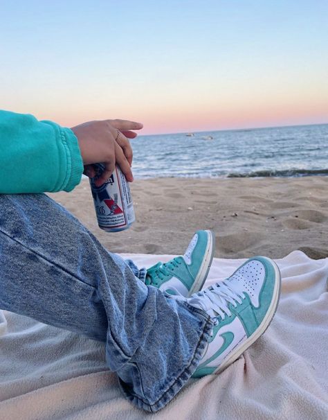 Teal Shoes Outfit, Nike Shoes Aesthetic, Teal Mood Board, Teal Jordans, Jordans Aesthetic, Aesthetic Summer Beach, Ocean Sunsets, Vsco Beach, Sunsets Beach