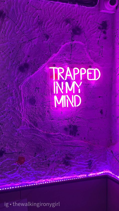 Aesthetic Pics For Wall Collage Purple, Neon Lights Aesthetic Wallpaper, Neon Words Aesthetic, Future Collage, Purple Vampire, Tattoo Light, Pink Neon Wallpaper, Neon Light Wallpaper, Purple Quotes