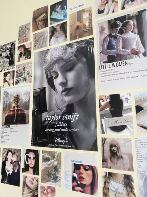 Taylor Swift Room Collage, Pic Wall Ideas Bedroom, Posters On Wall Bedroom Room Ideas, Photowall Ideas Bedroom, Vogue Aesthetic Bedroom, Taylor Swift Room Ideas, Bedroom Organization Tips, Photowall Ideas, Minimalist Bedroom Ideas