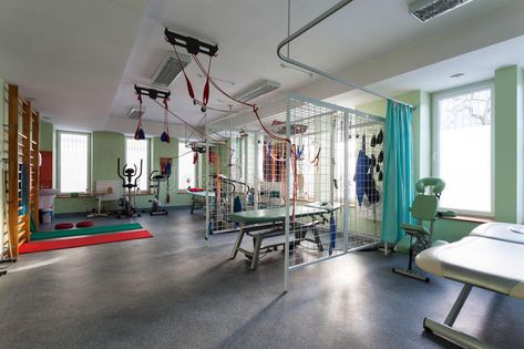 Physiotherapy Room, Physiotherapy Clinic, Therapy Equipment, Rehab Center, Gym Room, Therapy Office, Clinic Design, Therapy Room, Gym Design