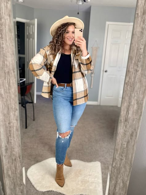 Flares And Shacket Outfit, Midsize Shacket Outfit, Shacket Outfits Plus Size, Women Shacket Outfits, Plus Size Shacket Outfit Women, Tan Plaid Shacket Outfit, Camel Shacket Outfit, Midsize Fall Outfits Casual, Casual Winter Outfits Midsize